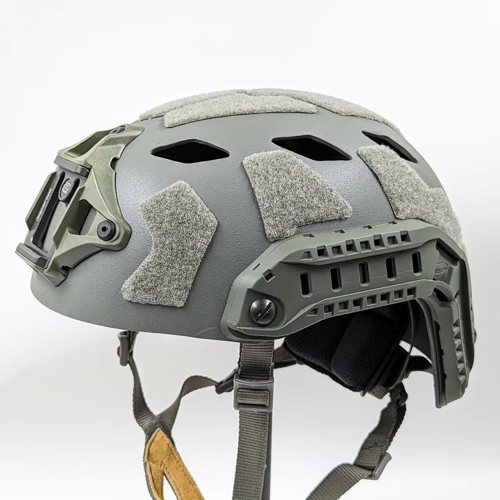 EON Carbon Composite Helmet - TAS Night Corporation