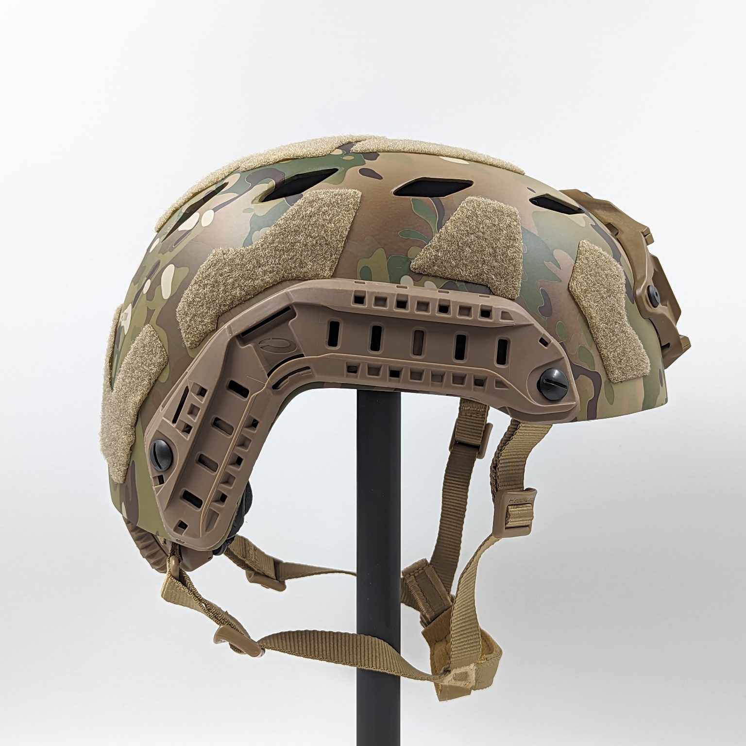 EON Carbon Composite Helmet - TAS Night Corporation